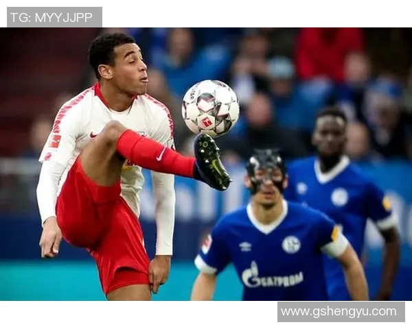 沙尔克04主场大胜莱比锡,保级前景一线希望增大