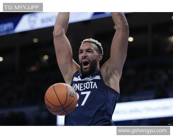 犹他爵士主帅鲁迪-戈贝尔获得本赛季最佳教练奖